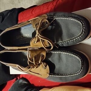 Mens Sperry size 11 Gently worn very comfortable Blue/Brown White